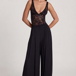 Soft Jersey Mid-Rise Wide-Leg Trousers in Black