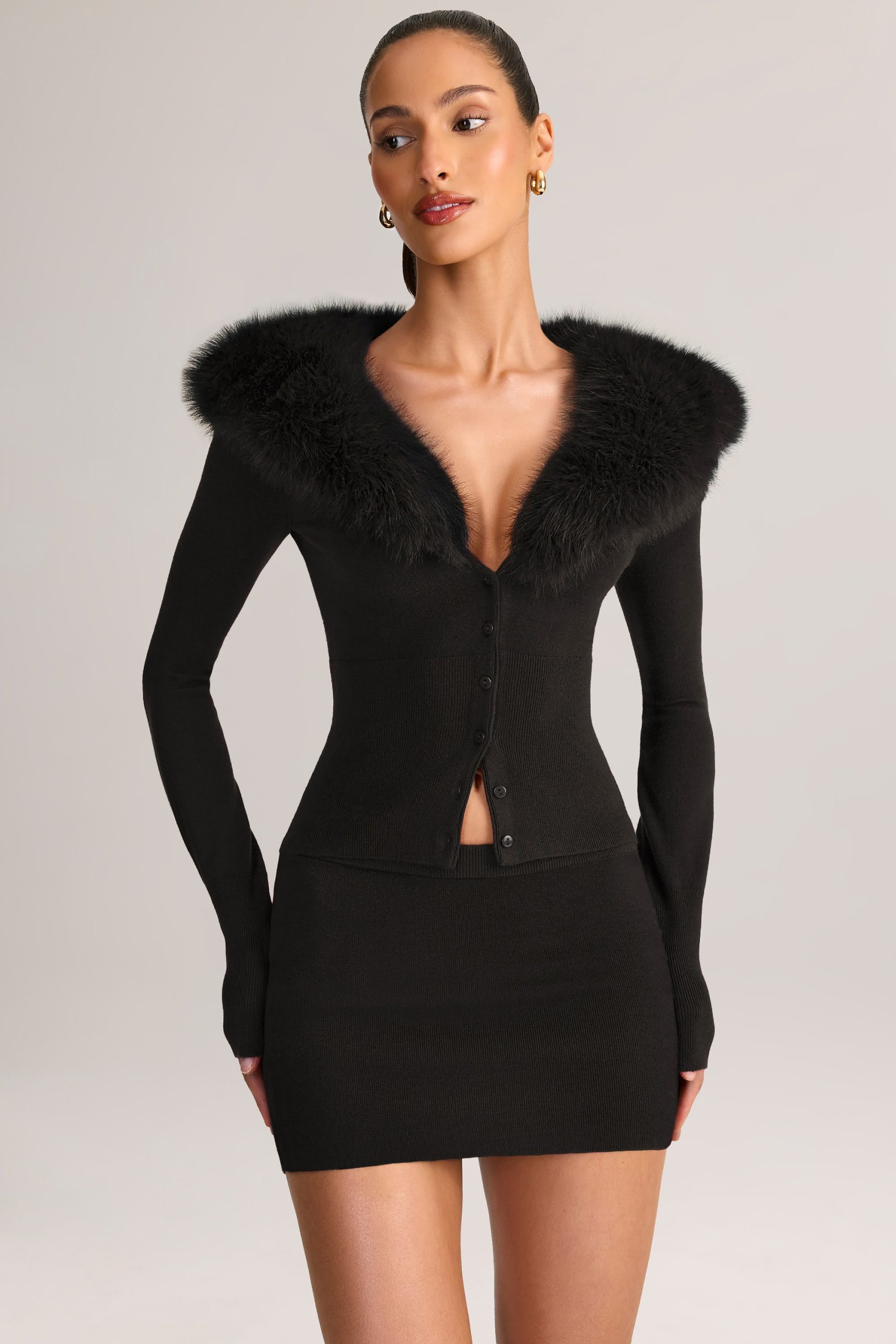 Knit Mid-Rise Mini Skirt in Black - Image 8