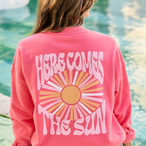 Here Comes The Sun Light Red Graphic Sweatshirt
