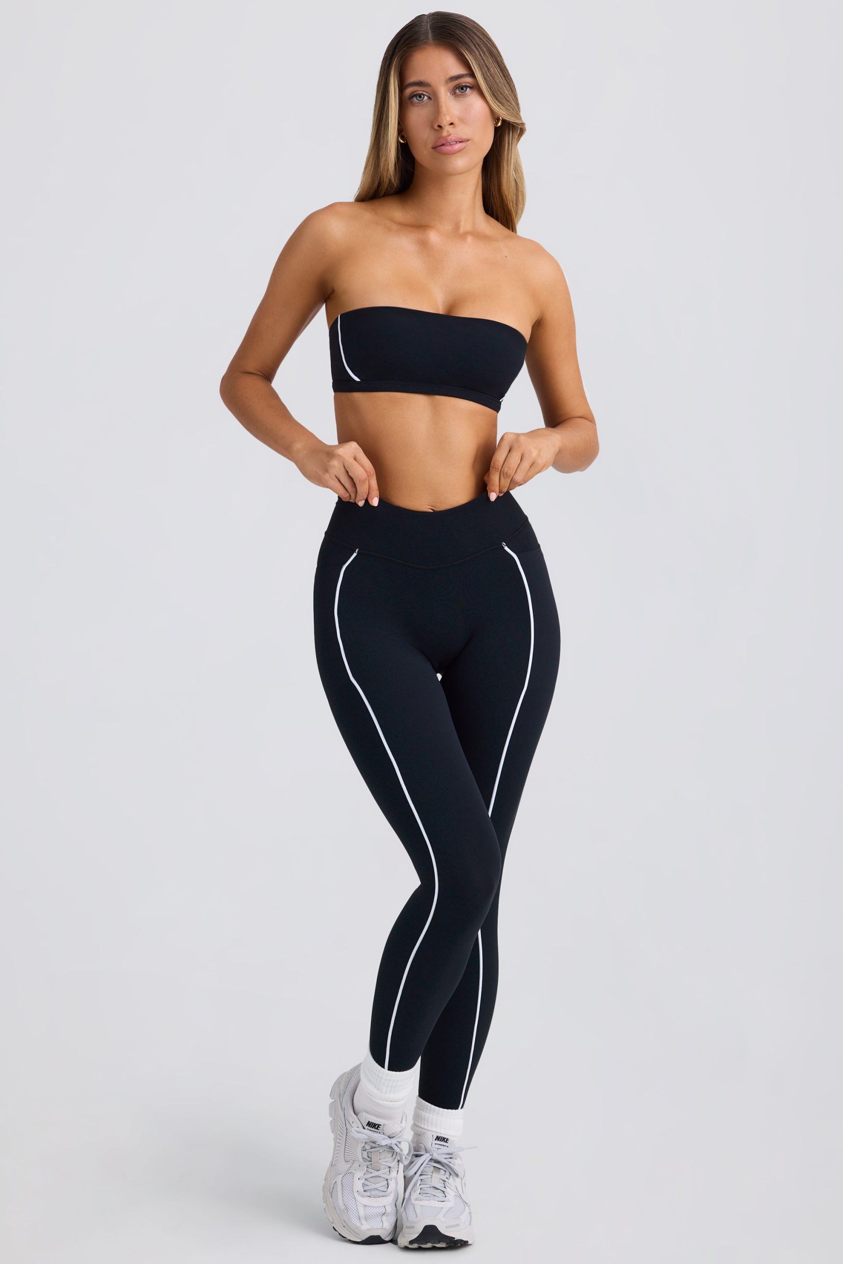 Soft Active Contrast Leggings in Black - Image 6