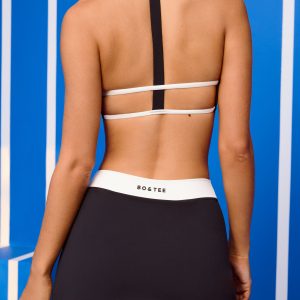 Soft Active Scoop-Neck Sports Bra in Black