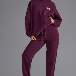 Soft Cotton Jersey Relaxed Mid-Rise Joggers in Grape